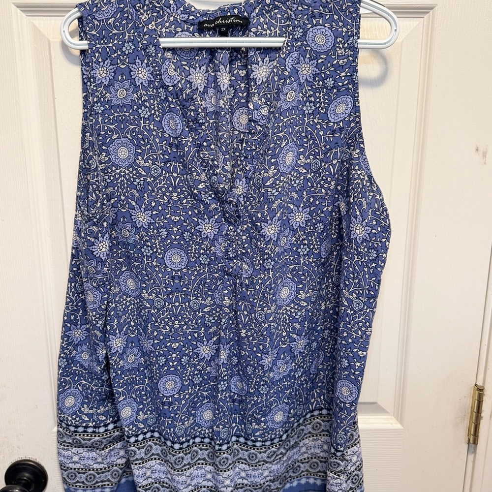 Elegant Blue Floral Sleeveless Top